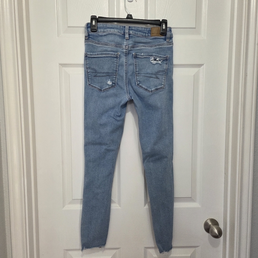American Eagle Next Level Stretch Super High Rise Ripped Jegging Size 4 Regular - Picture 7 of 14